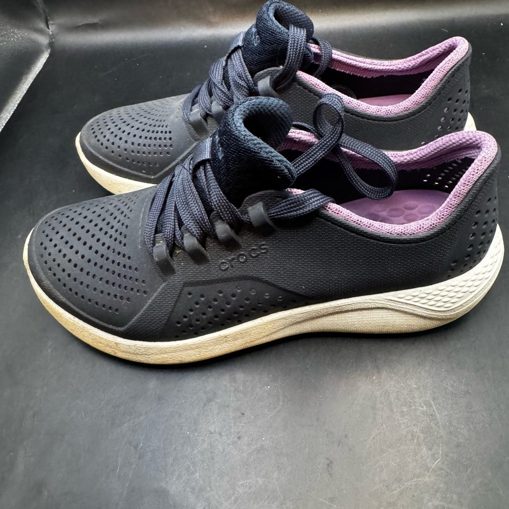 Crocs LiteRide Shoes Women's Size 8 Black with Lilac Low Top Sneakers 205234